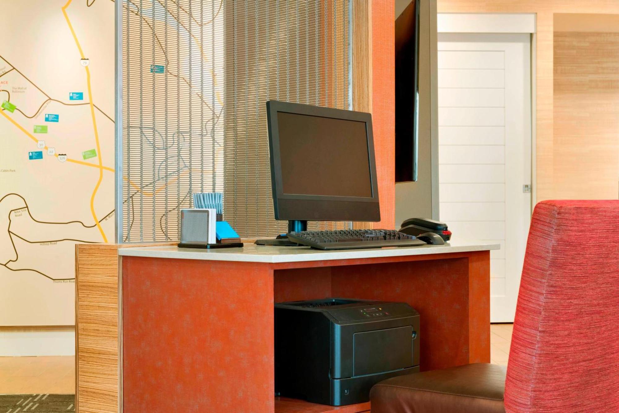 Towneplace Suites By Marriott Pittsburgh Airport/Robinson Township Bagian luar foto