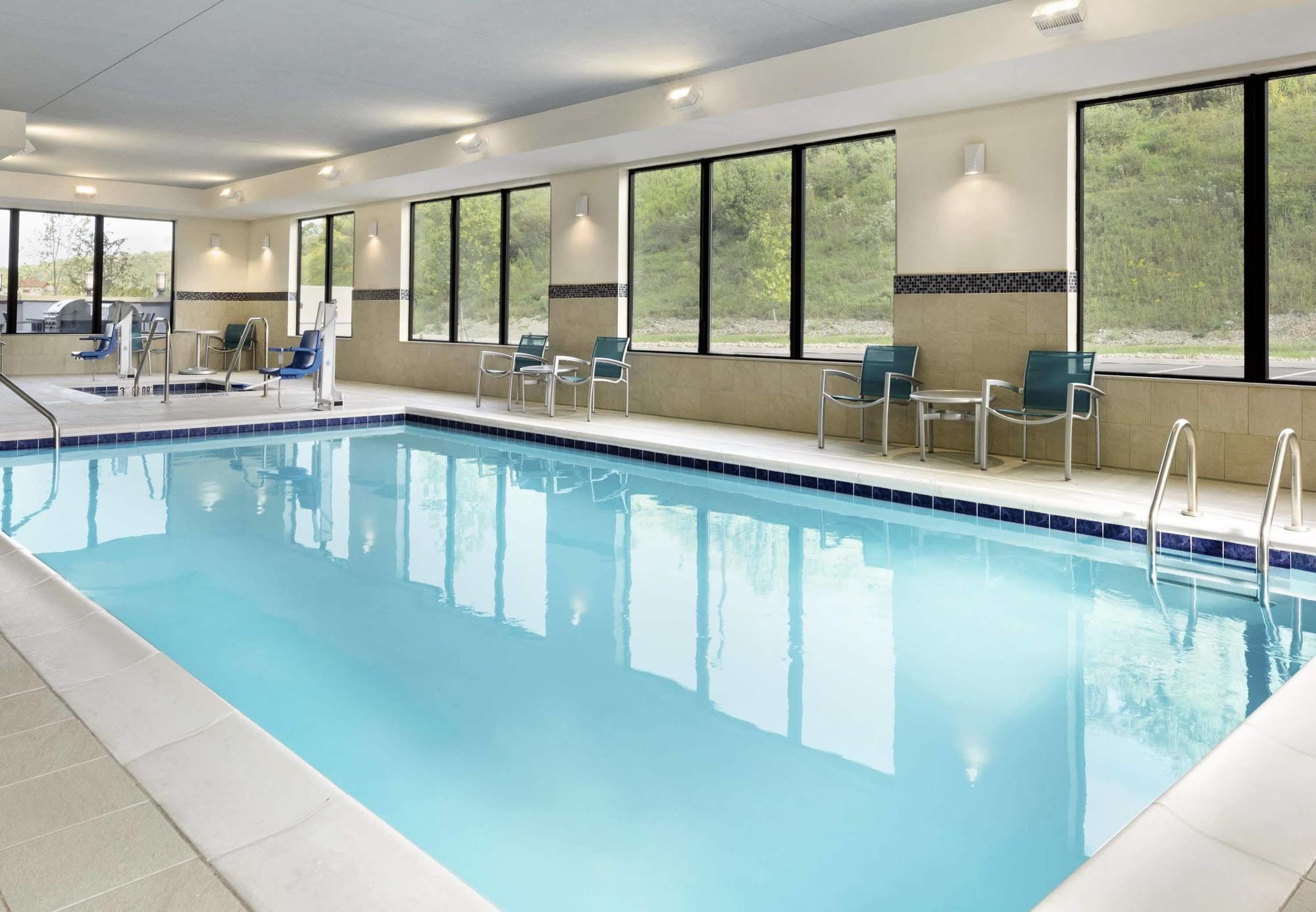 Towneplace Suites By Marriott Pittsburgh Airport/Robinson Township Bagian luar foto